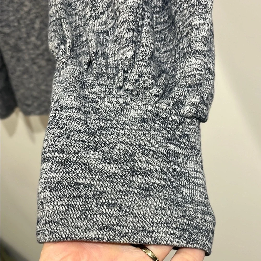 Ann Taylor LOFT 100% Cotton Heather Gray Long puff Sleeve Top Loft  crew neck